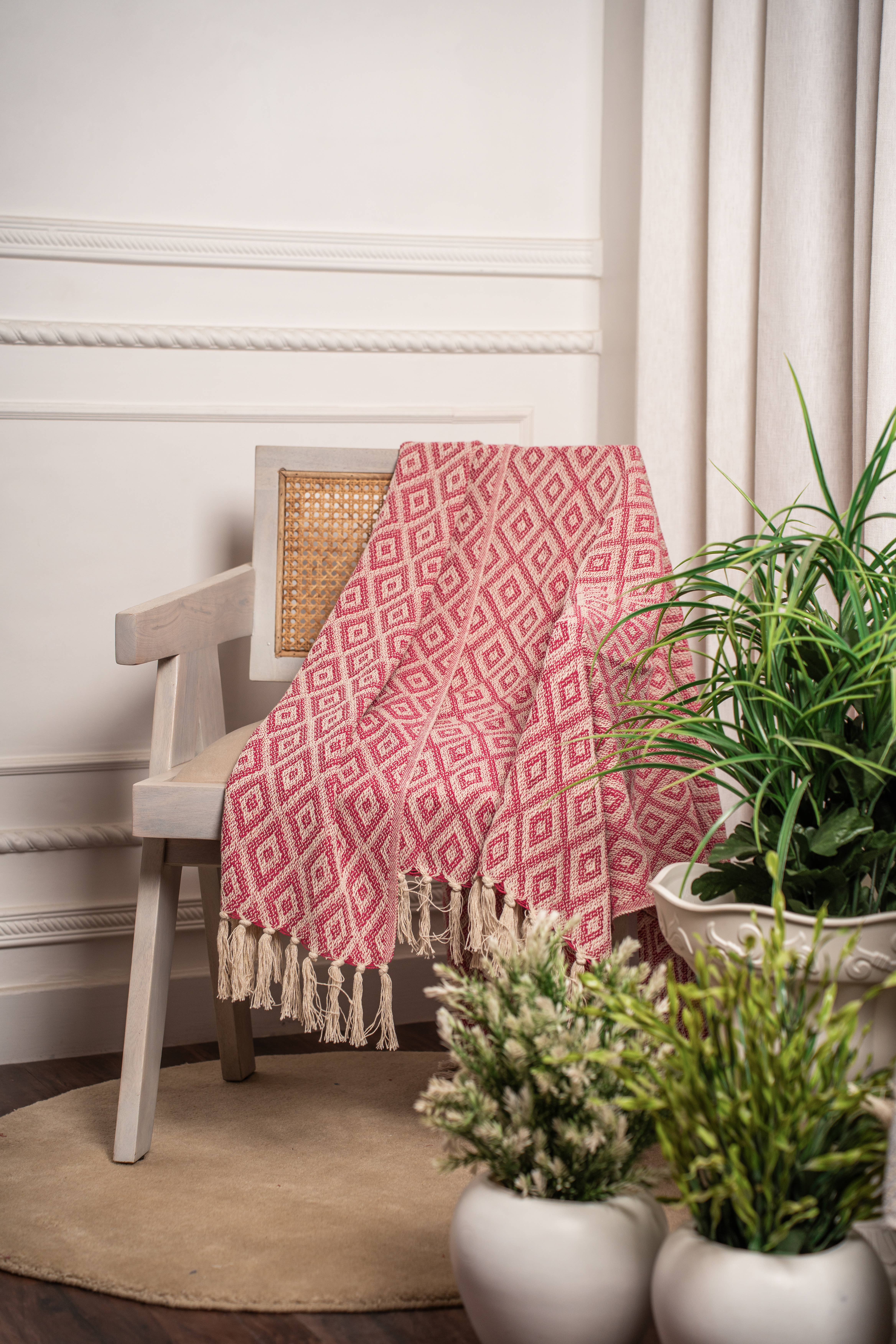 Diamond Cotton Handwoven Throw - Raspberry Red