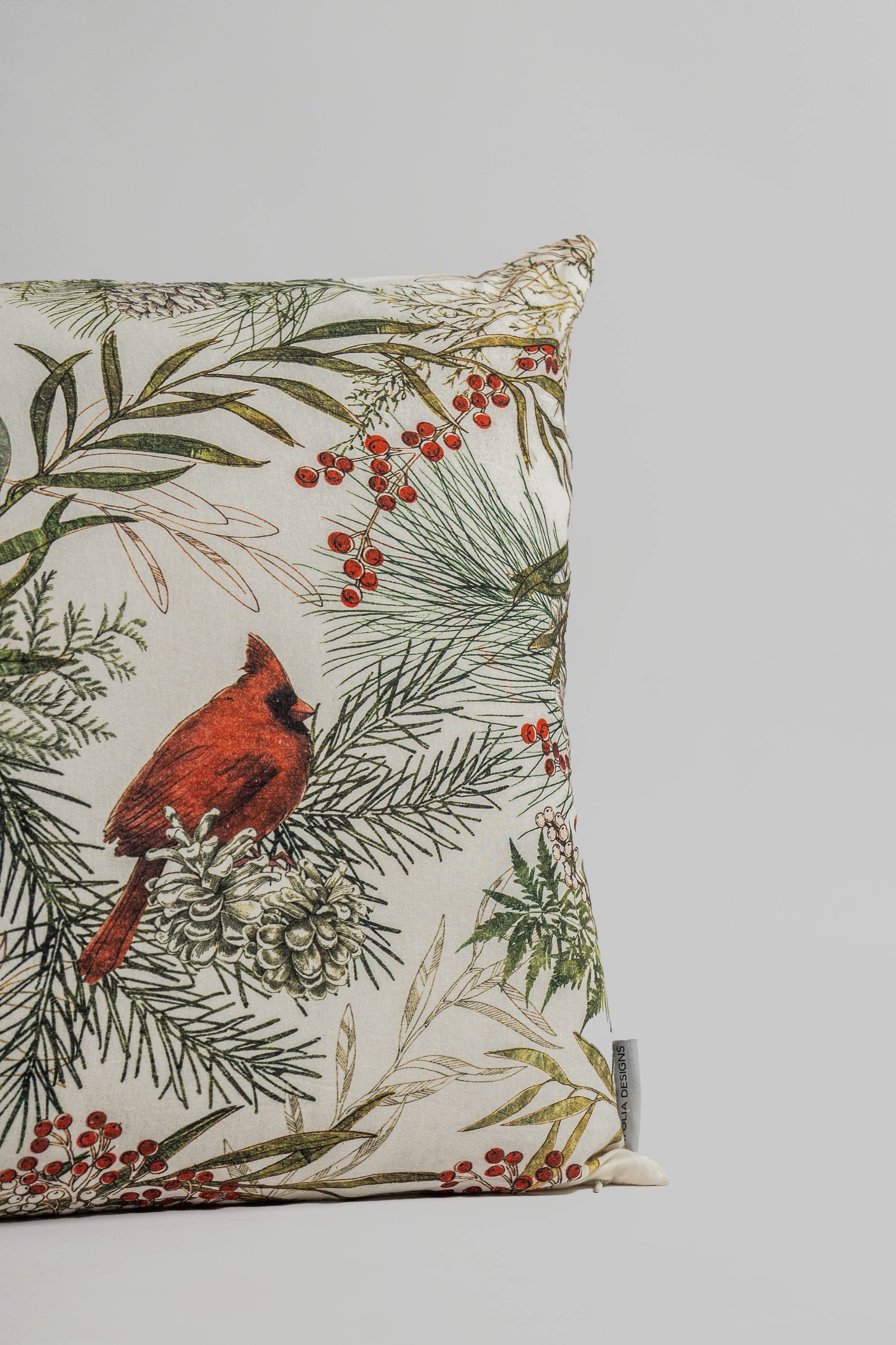 Cardinal's Winter Haven Cushion with filler