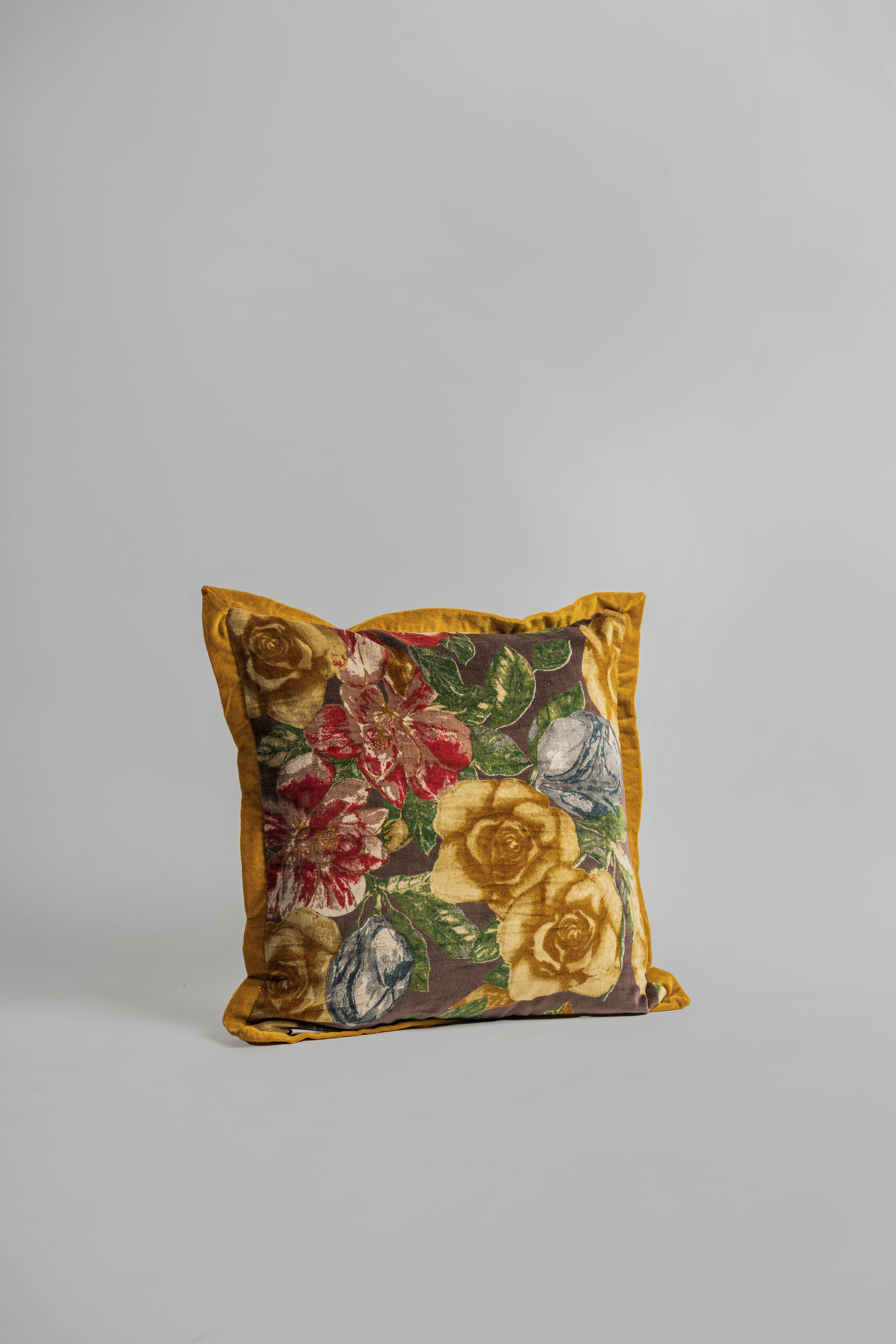 Golden Rose Velvet Cushion