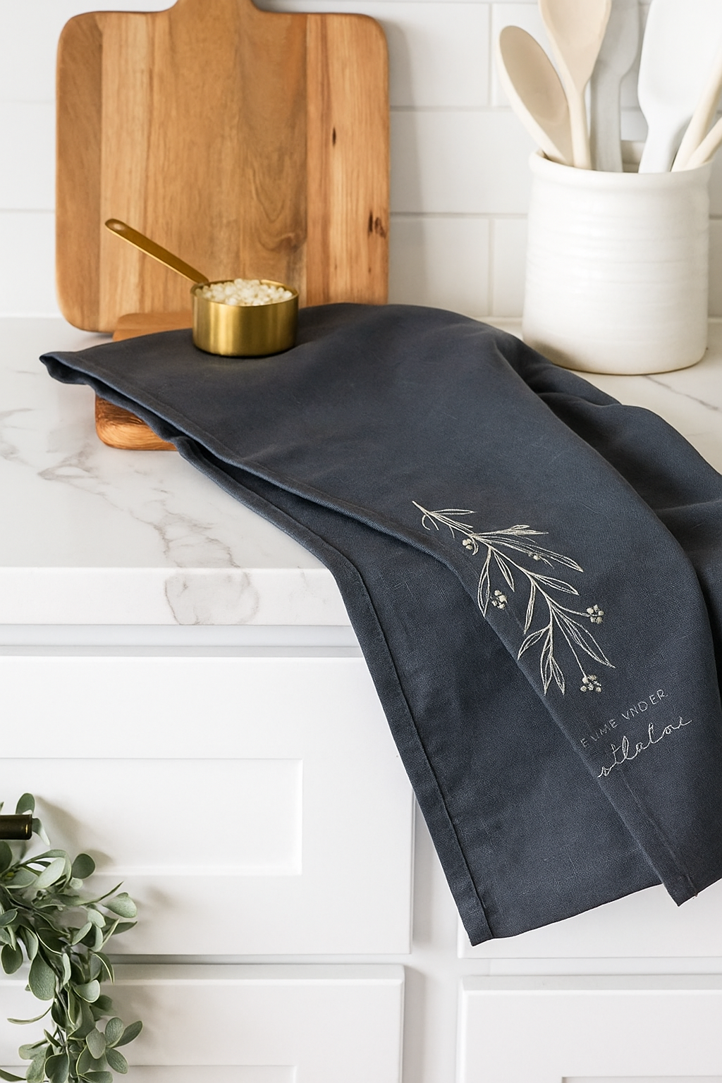 Meet Me Under the Mistletoe Tea Towel (Set of 2)